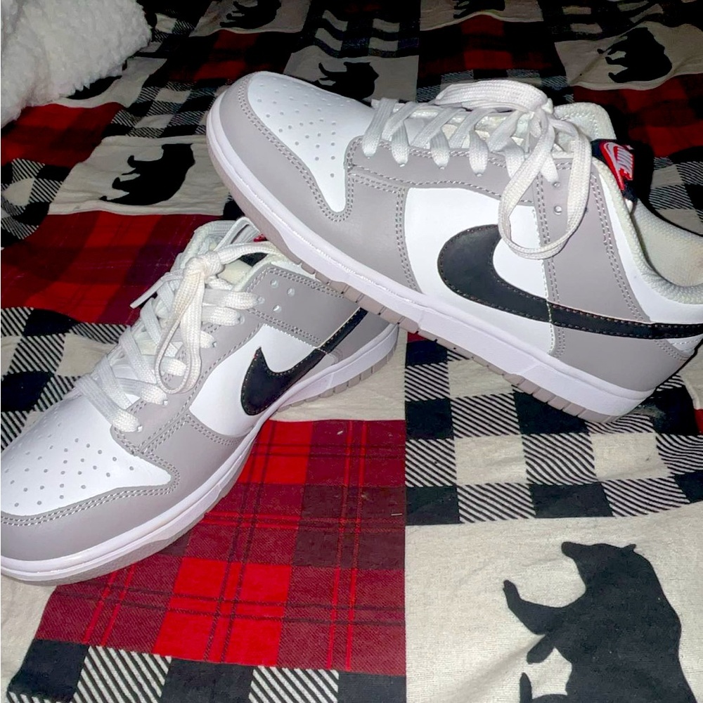 woman's nike dunks, lottery edition!